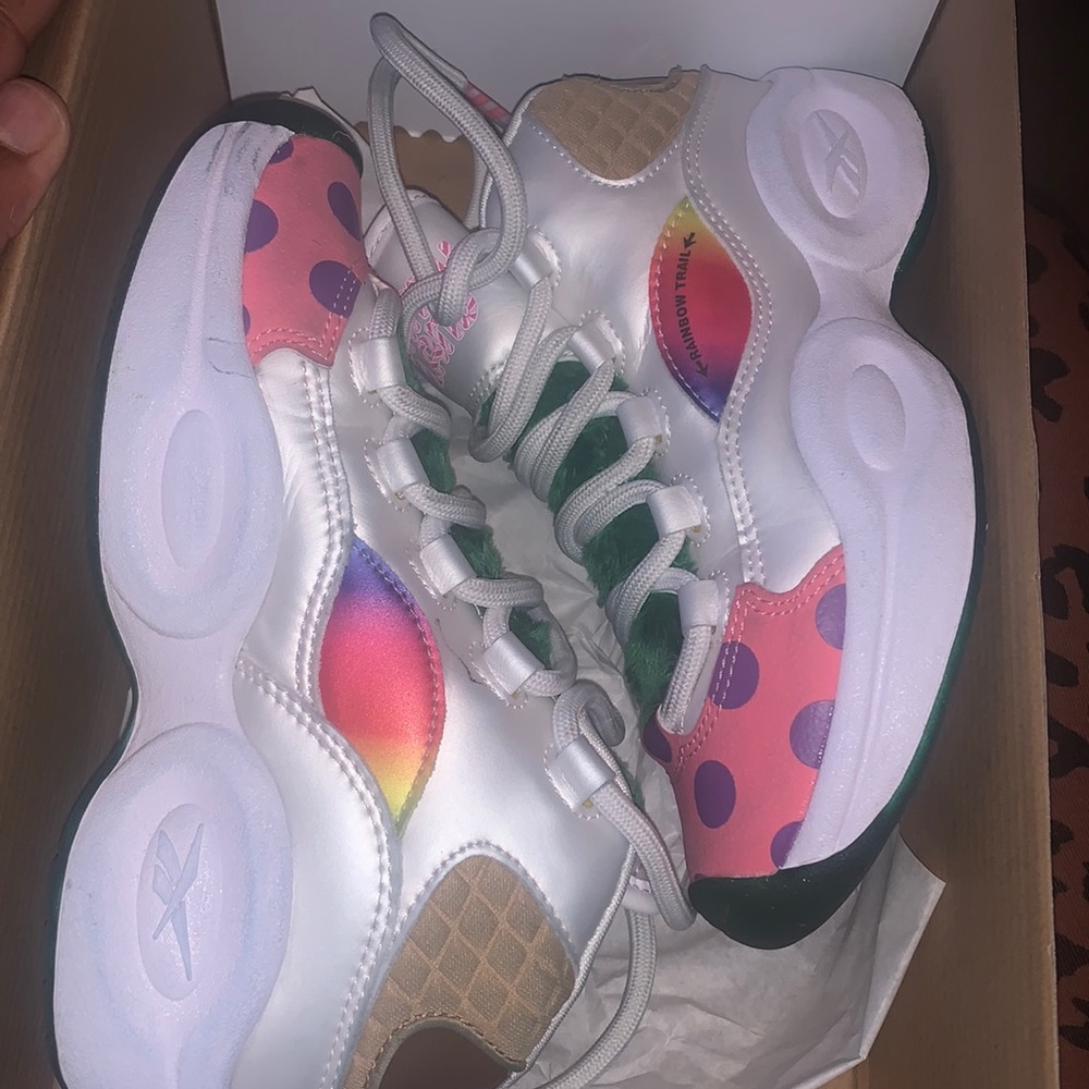 Candy land Reebok’s Size Size 1y like new